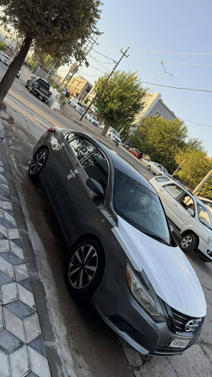 نیسان ئاڵتیما 2017 Sv بۆ فرۆشتن🪬📦
‎گێڕ و مەکینەی نەکراوەتەوە بەشەرت
‎حیزام بۆیاخە سەقفی بۆیاخ نیە  
‎  کاڵبوونەوەی هەیە سەنەوی
‎ساڵ و نیوێکە بەسەر چوە
‎147مایل ڕۆشتووە                   
‎نرخی 76وەرەقە و مەعامەلەیەکی کەم
‎بۆزانیاری زیاتر پەیوەندی بکە👇
‎*********** السليمانية, العراق
