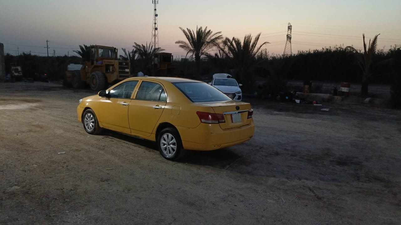 السلام عليكم BYD للبيع 2013 محور كورلا كير اوتماتيك ومحرك جدد رقم قادسيه عليهه هيئه وغرامات تنزل من السعر 
باقي التفاصيل على الاتصال ***********

سعرها 33 بي مجال 
مكاني ديوانيه غماس مفرق الشنافيه
