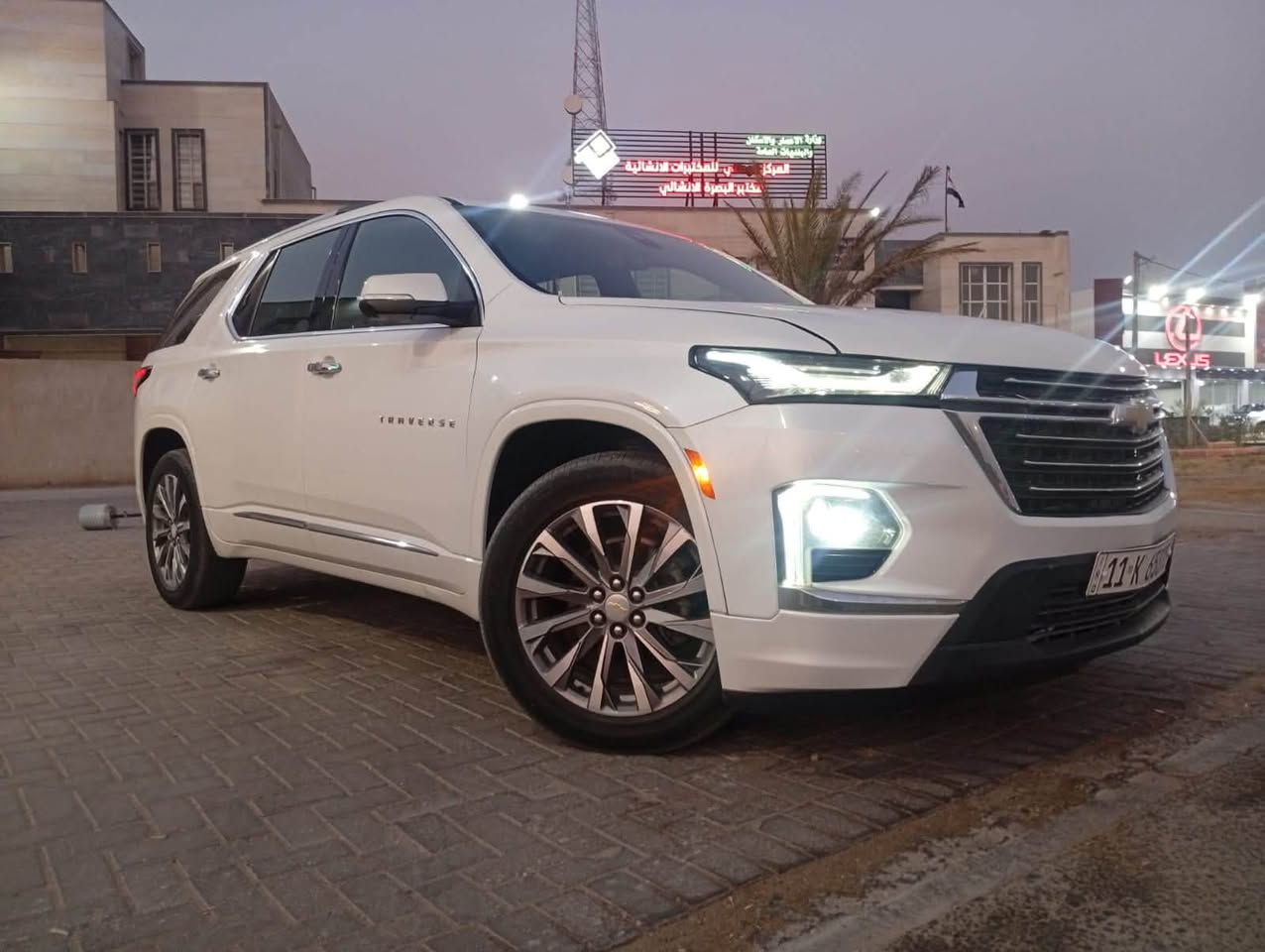 شوفرليت ترافس  بريمير أعلى مواصفات 2023
6سلندر 3600 
كير 9نمر مع ثلاث وضعيات قياده ..ثلوج،سحب مقطوره،ومنحدرات
تو ويل 
رادار خلفي وامامي 
5...كامرات 360 درجه
فتحة سقف و بانوراما
شاشه خزنه مثل التاهو
كراسي اماميه كهرباء
تبريد وتدفئة  خزن ميموري
كراسي خلفيه تدفئه
جنطه كهرباء 
كراسي خلفيه ملكي(منفصل)
 
نقطه عمياء 
كشنات هزاز 
سايد بريك بصمه 
اوتو ستوب 
تحديد مسار
نظام صوتي بوس
10سماعات
تبريد ثلاث قطع مع لوحة تحكم 
مري كهرباء مع نقطة عمياء

 السياره وارد امريكي صبغ فقط چاملغ وبنيد حدادية الشركه ماملعوب بيها ابد على الميزانيه مالت امريكا  كير مكينه خير من الله 
 طخم تاير جديد  
بطاريه جديده

‭***********‬
