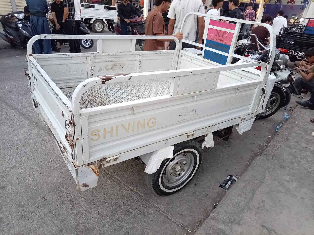 السلام عليكم ستوته للبيع موديل 2021 سعر 1500تواصل واتساب ***********
