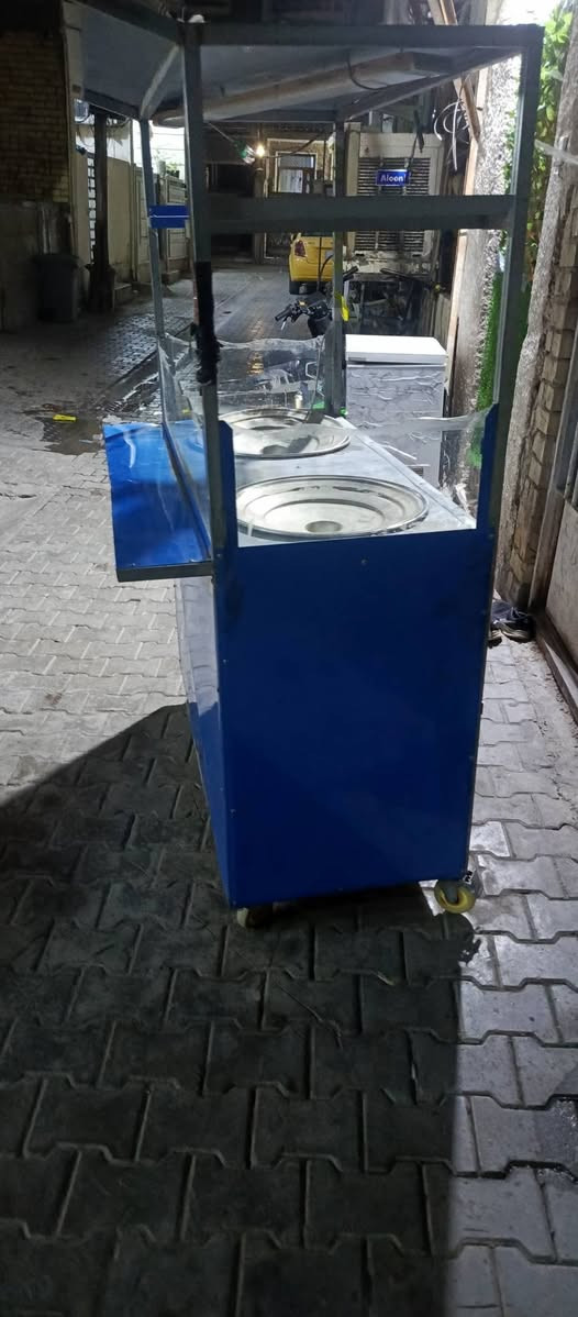 عربانه لبلبي وباكله جديده وياها جدرين وبريمزين ومنضم وأنصاره كامله بس جيب قنينه وشتغل السعر200العنوان بغداد الجديده الغدير ***********
