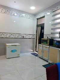 بيت بشارع حكمت  مساحته200متر للبيع الاتصال بالرقم07741616246