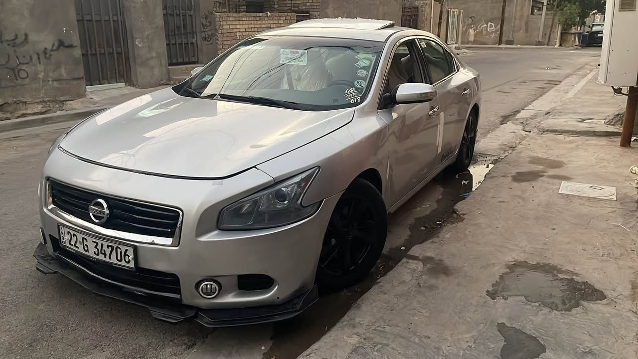 سلام عليكم نيسان مكسيما ماشيه 140k مصبوغه عام جماليه موديل
2012 فول موصفات.فتحه سقف مقاعد جلد مع تحكم كهرباء كاميره خلفيه مثبت سرعه نظام ABS مانع الانزلاق VDC محرك 6V صرف يخبل  عليها إدامة كامله صدر امامي خلفي 100/100 مكاني الدوره السعر $75 بيها مجال رقم هاتف /***********
