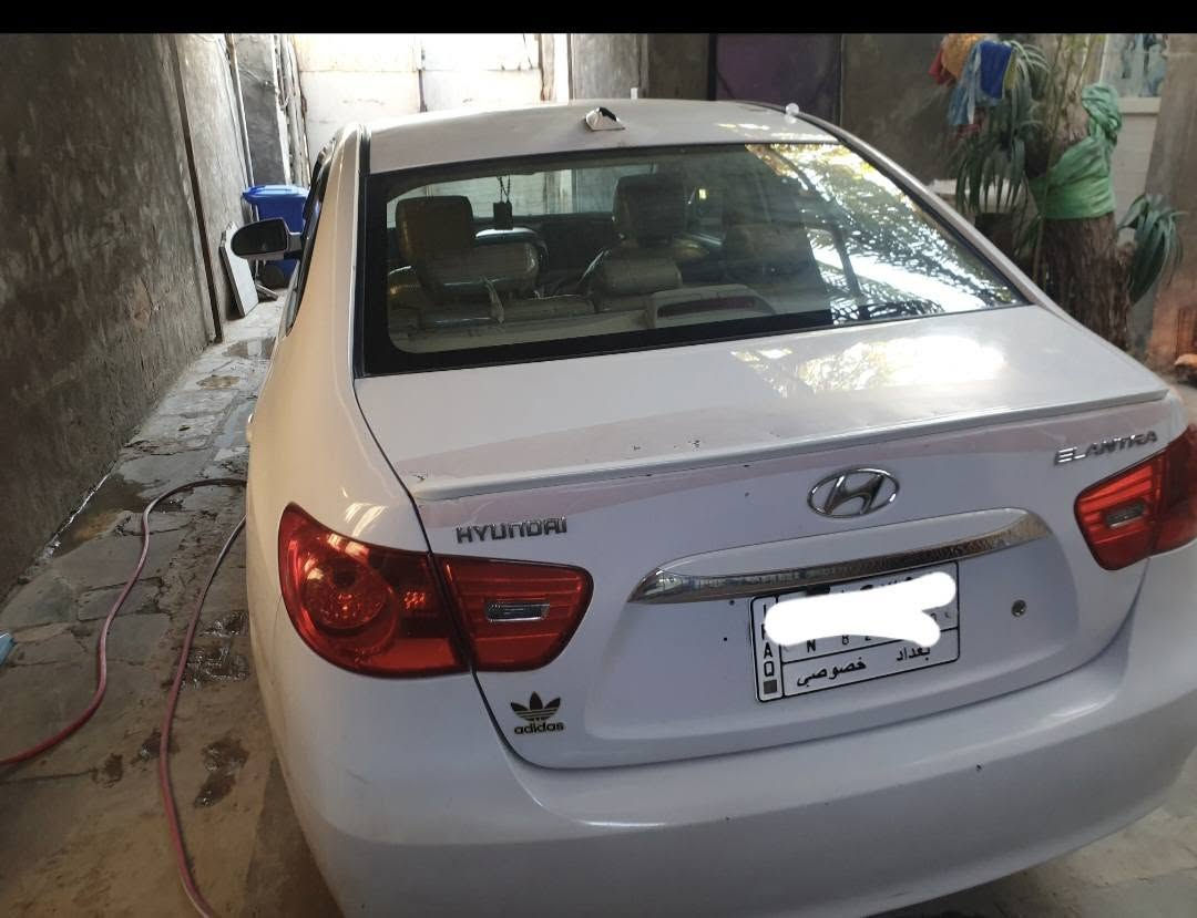 النترة موديل ٢٠١٠ وارد امريكي محرك ٢٠٠٠ رقم بغداد تحويل باسمي بيع ابو مراوس مكان السيارة بغداد 
***********
