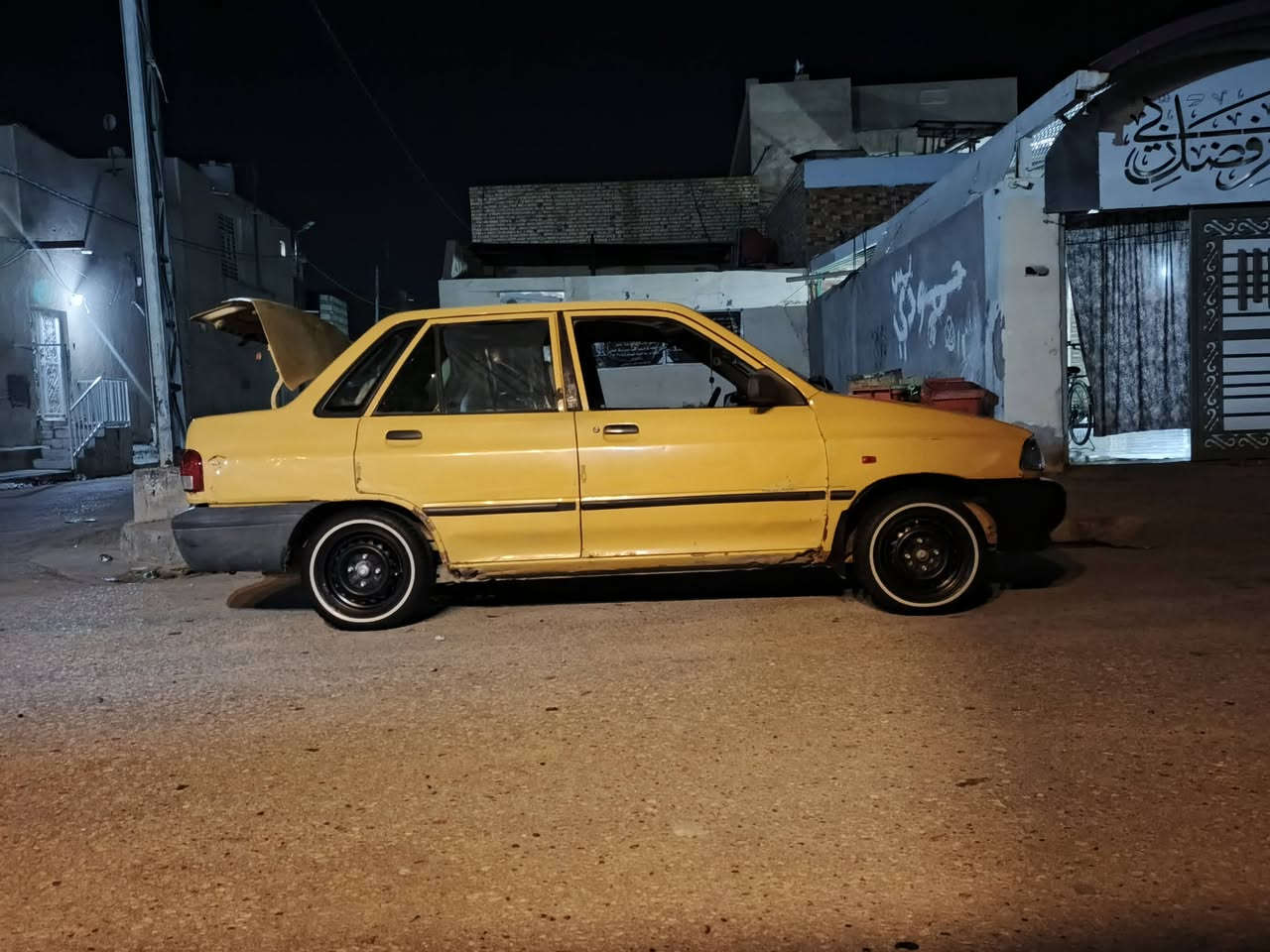 سلام عليكم سايبة للبيع انگليزي  رقمهة نجف بسمي مكاني ديوانية قضاء الشامية سيارة مال جناي السعر 24 هذا رقم بي واتساب ***********

نص مكتوب في الصور:
- HONOR X9c