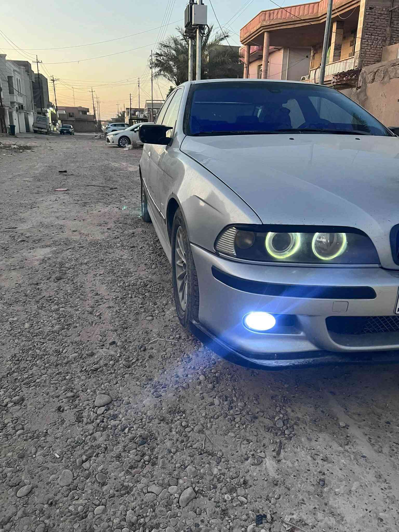 السلام عليكم صقر للبيع 97 محدث m 
2002 دشبول فصال لكزز شاشه 13 انج
كلشي بيها على وضع الشركه من الدعاميه للدعاميه ابلاد كهربائيات ابلاد ماملعوب بيها 
مواصفات 
دركه كهرباء 
تحكم استيرن 
فتح ابواب مع الشاشه ابلاد 
بك لايت لد 
تبريد مع السويج 
حساسات مري كهرباء 
برده كهرباء 
جامه اماميه بلو رايز
تراكشن مثبت سرعه ABS كله شغال 
فول مواصفات فقط كير عادي 
صبغ جماليه فقط ثلاث قطع الباقي كفاله القماره شويه بيها جراد خفيف دكة چاكوج ومعجون مابيها سياره بفضل الله جاهزه ترايك وين ميعجبك صدر جديد

ملاحظه 
محرك جديد قبل 10 ايام من بدلته لاتنقيص ولا تبخير وارد يابان 

تخم تاير جديد الله يشهد سياره تعبان عليها وايدي بيها 
 السعر 90 وبيها مجال رقم اربيل دولي بسمي انتهاء السنويه 2030 تحويل ثاني يوم احولك 

*********** مكاني سامراء

