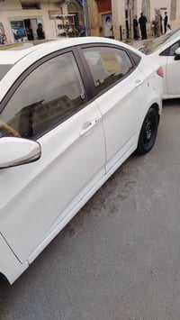 مكينة ١٦٠٠ • ٢٠١٢ • فتحة سقف