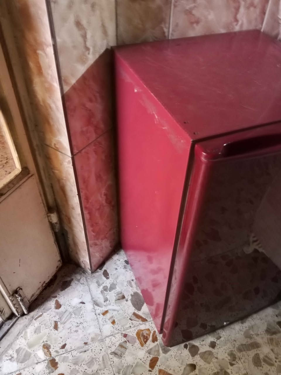 ثلاجه صغيره سعر ٦٠ مكان بغداد حي اور *********** بغداد, العراق
