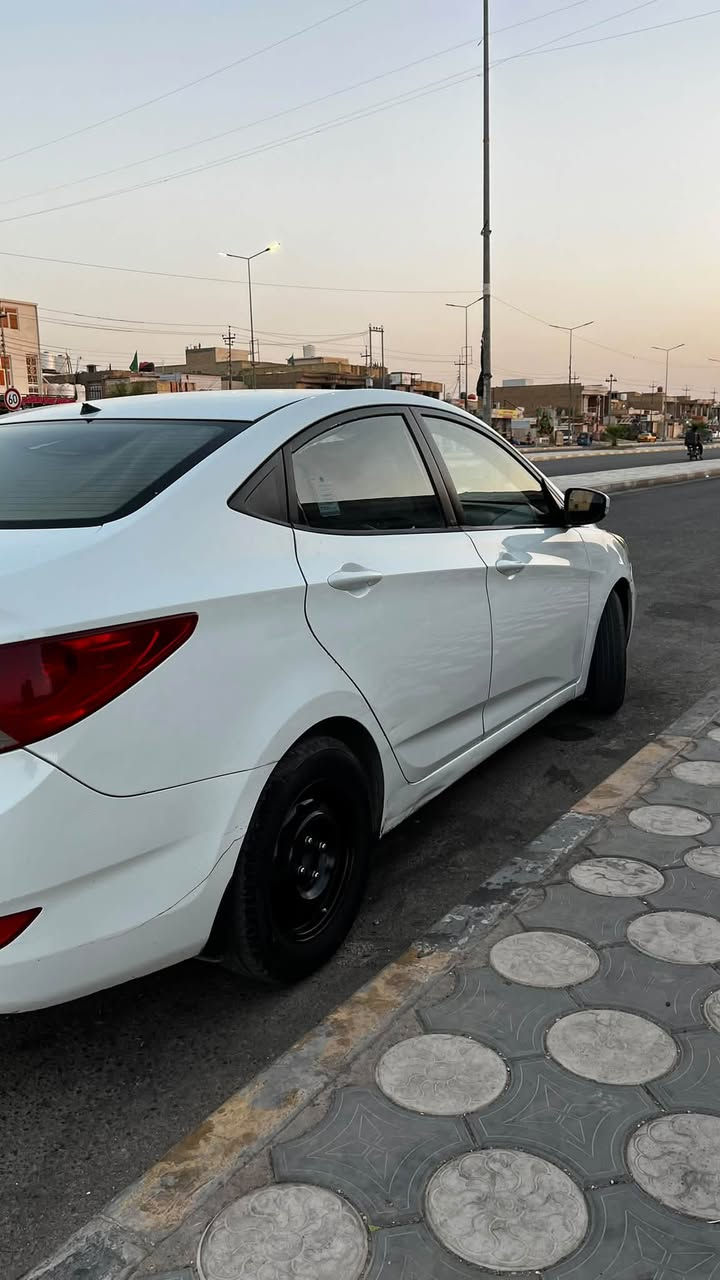 للبيع اكسنت 2015
ضرر تبديل بنيد وبارد بلباب الامامي والجاملغ الخلفي 

باقي السيارة كفالة 

تبريد شغال 

تخم تاير 

الحدادية تعبانة يرادلها تبديل 

السعر 95 
مكان السيارة ميسان العمارة

***********
