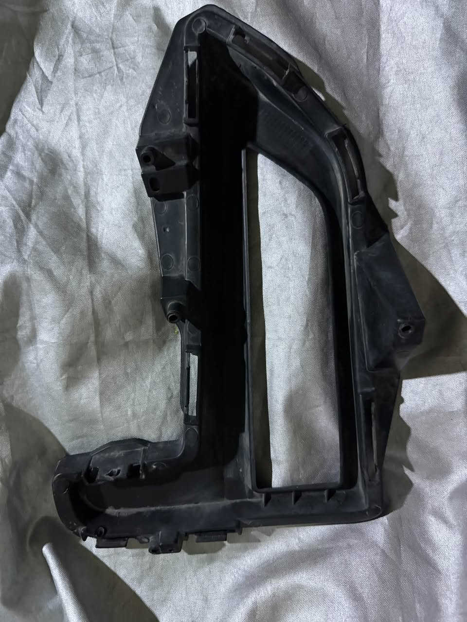 تك كب نيسان روج ٢٠١٧ شريكة بيها شويه شخوط 
سعر 15000
قاعدة براجكتور (20000)  
*********** عنوان دهوك
