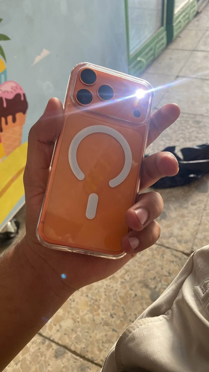 🔥 iPhone 14 Pro Max — 256GB
📱 محوّل إلى شكل 17 Pro Max
🔹 التحوير شكلي فقط ومذكور بالإعلان بشكل واضح
🔹 الجهاز بلادي وكله مكفول
🔹 شرق أوسط — عربي ZA/A
🔹 دبل خط
🔹 بطارية 81% 🔋
🔹 شرط الفحص والتأكد من الجهاز قبل الشراء

💰 السعر: 775 ألف
🤝 وبي مجال للطيبين

📍 النجف — الكوفة
📲 واتساب أو خاص
☎️ ***********
