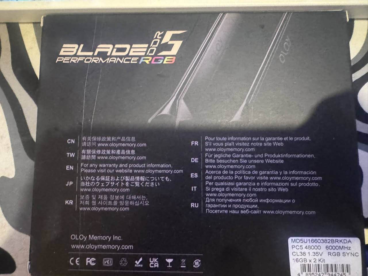 سلام عليكم pc للبيع 
مواصفات 
المعالج Ryzen 5 7600X
كارت الشاشه zotac gaming nvidia 5060ti 16 gb 
المذر بورد B650-plus 
رامات blade ddr5 16x2 
تخزين 1 tb 
البور سبلاي 650w
شاشه 32 كيرف 165hz 
ماوس كلوريس مودل D 
كيبورد رد دراكون 
مايك خارجي زيل ساوند 
السماعه هايبر x مودل 3 
يوبي اس 1 كيفي 
كراتين الغراض موجوده 
السعر 2250000 مليونين 250الف 
*********** واتساب
