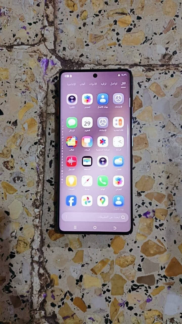 تكنو كامون 40 برو ذاكره 256 الرام 16جهاز مستخدمه اسبوع نضافته100 /100 كامل ملحقاته  السعر350.
الاتصال ***********
