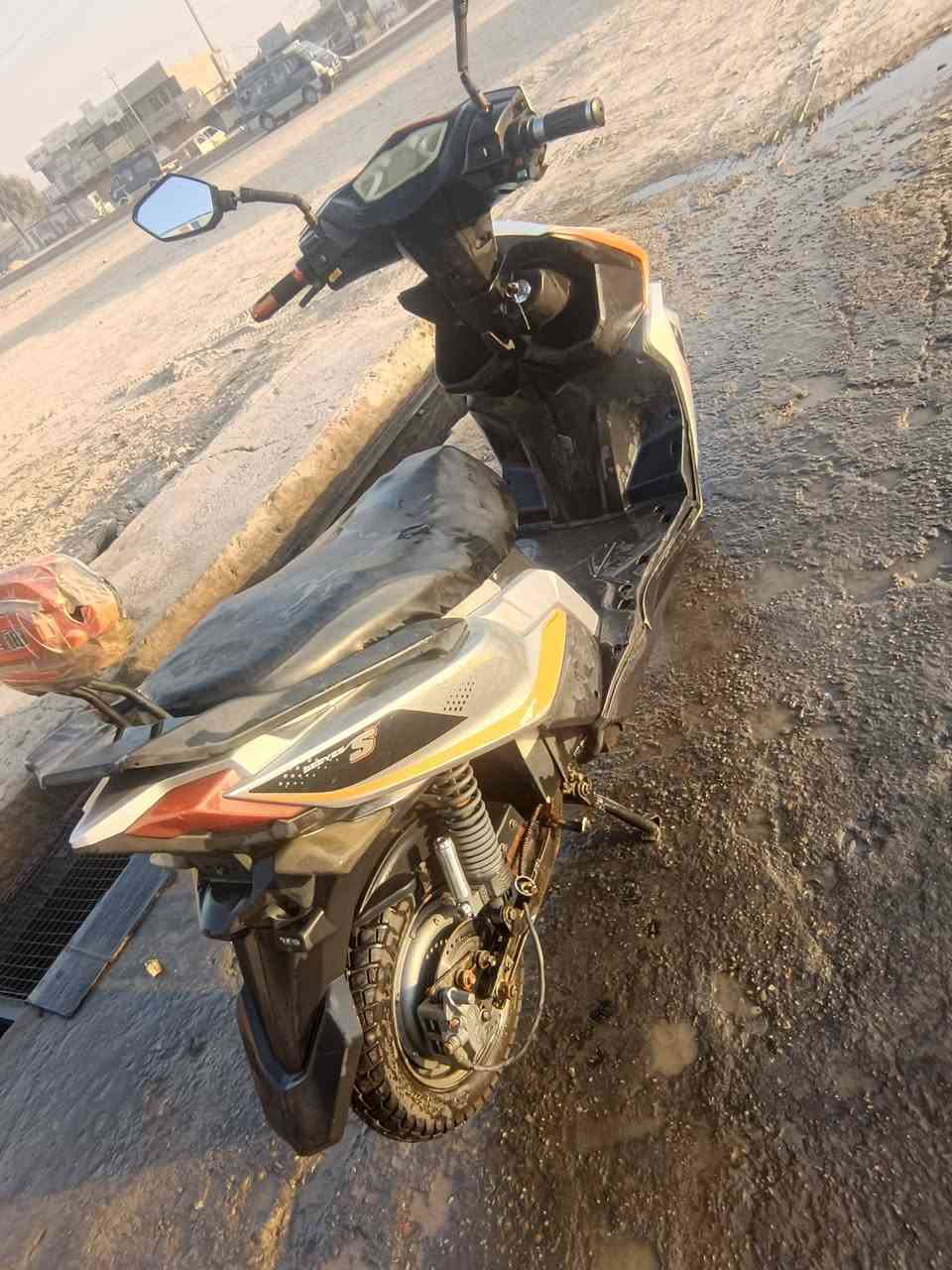 سلام عليكم دراجه شحن للبيع ٦بطاريات سعر ٣٥٠بيع مجال قليل مكاني أبو غريب/***********
