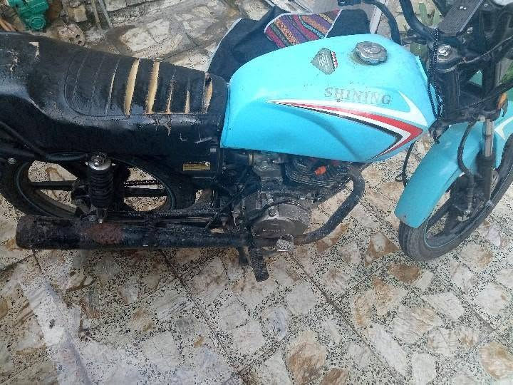 سلام عليكم  شباب دايون شاينك موديل 23
مرقم بغداد سنويه موجوده لوحات ما جبتهن
دراجه حلوه نضيفه ما مفتوحه كهرئيات شغاله تايرات جدد دراجه مال شغل سعره 1350
بيه مجال قليل. متواجد واتساب فقط
*********** مكانه بغداد بلديات
