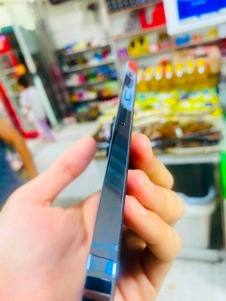 ‏سلام عليكم iPhone 13 Pro ماكس الذاكرة 256 بطارية 79 العنوان بغداد الزعفرانية كامل ملحقات كرتون ت موجودة السعر 725 في مجال الرقم ***********
‏
