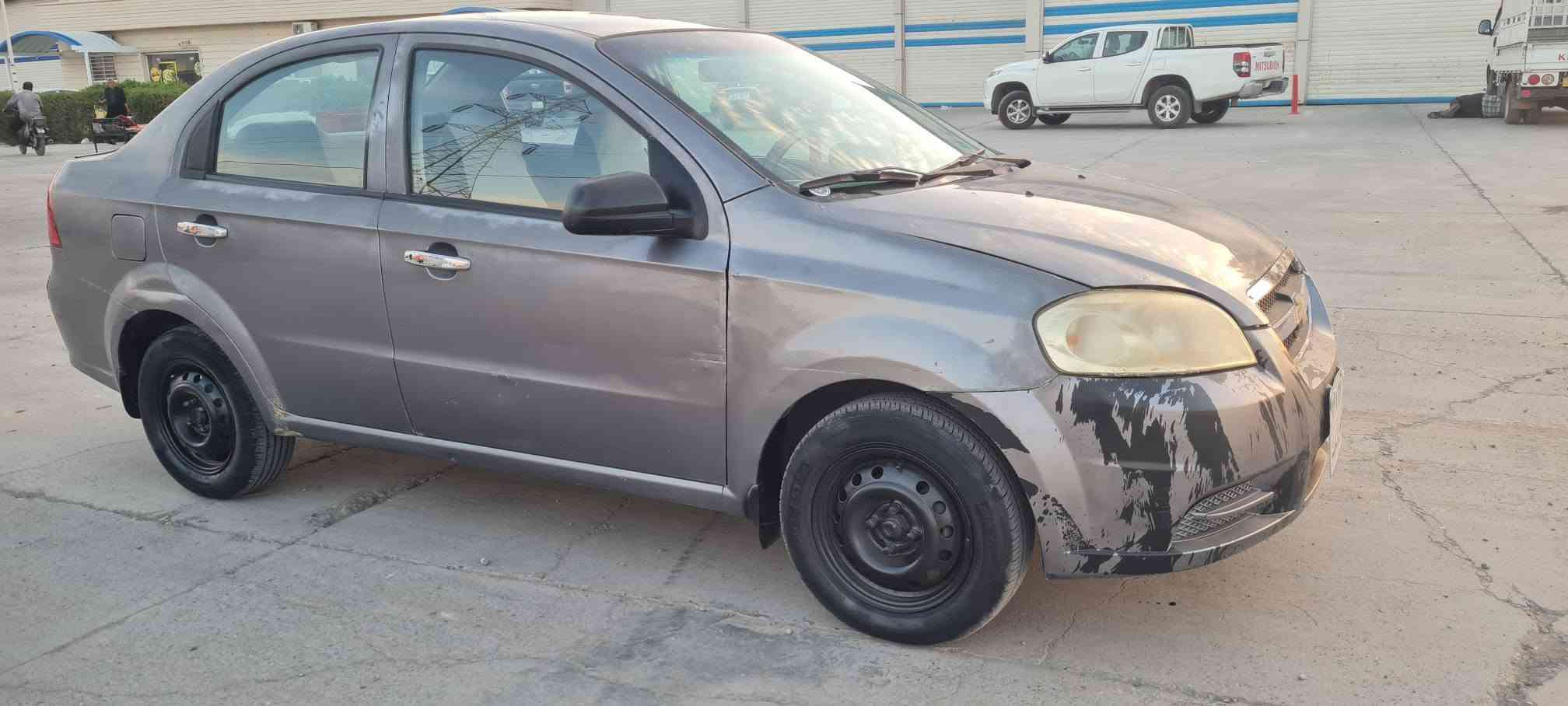 افیو 2007 خلیج بیه 5قطع صبغ بدون حادث اثر جراد محرك 1600  شرط سعر38ورقه مکانی کلار***********
