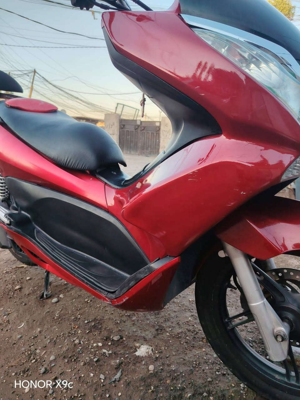 بيسي اكس جيل اول للبيع موديل 18السعر واحد 50العنوان بغداد البياع لعلام ***********
