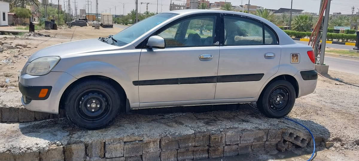 للبيع كيا ريو 2008 رقم بغداد بأسمي للاستفسار اتصل ***********
سعرها كولش حلوو نظيفه جداً
