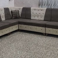 ديوان • ١٠مقاعد • قابل تفاوض
