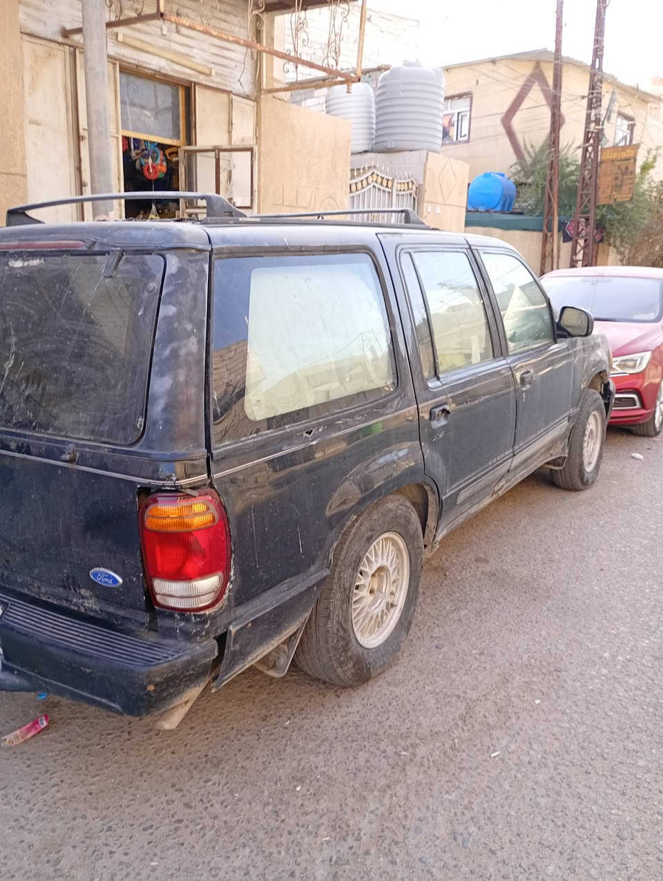 سيارة فورد لون اسود للبيع (ابيع كومة حديد)السيارة شغالة وابيع مستعجل 18 ورقة
السيارة في البصرة
للاستفسار ***********
