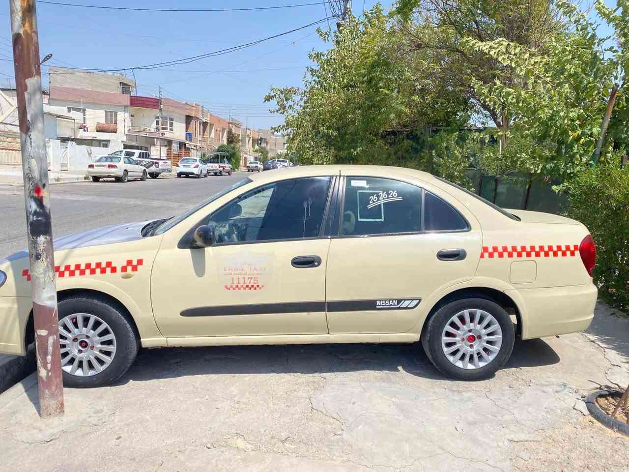 نیسان سەنی تەکسی مۆدێل ٢٠١٢ گێر و مەکینە بەشەرت تەبرید و تەقەو رەقە و کارەبای بەشەرت مەسروفی نیە جایزە ١٠ پارچەیە لەسەر ساغی پێشی هیچی نیە پشتی بەحاڵ هەیەتی ناو حەوز و شەنصی بەشەرت چاور تایە و ویلی لۆکی لە ژێرە نرخی ٩٦ گەڵا *********** أربيل, العراق
