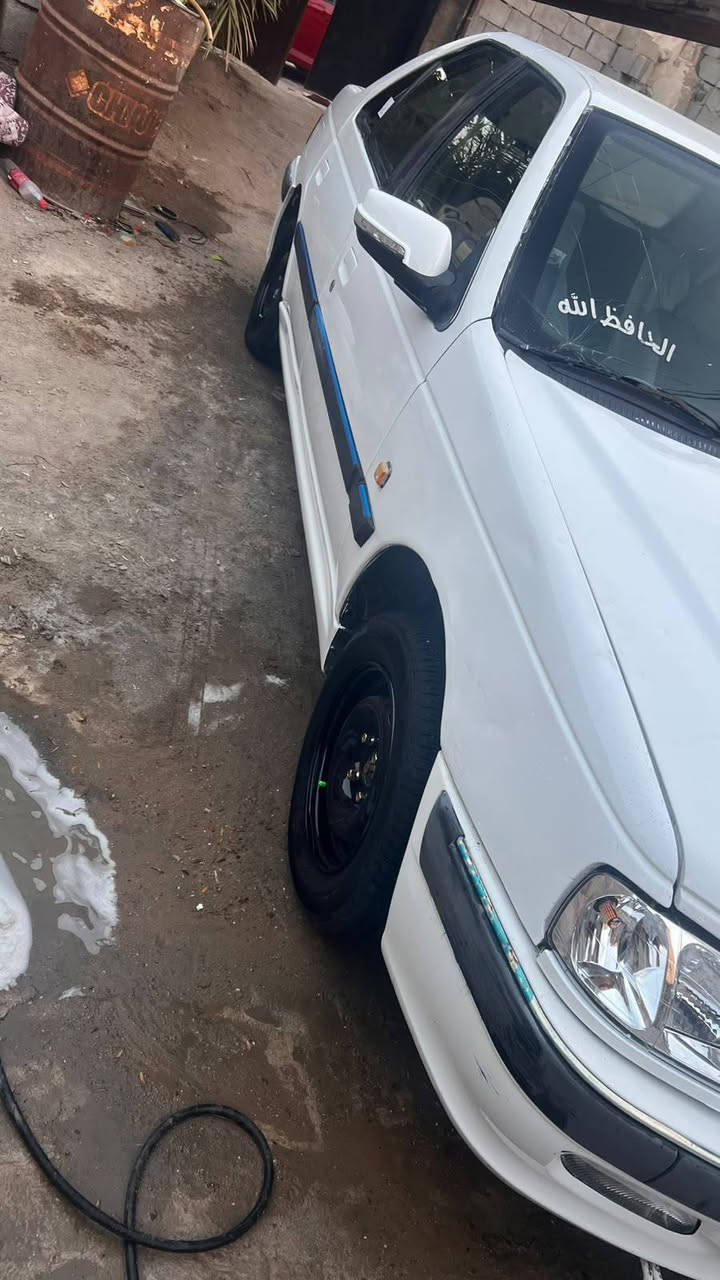 سلام عليكم بيجو بارص موديل 12 سياره جاهزه من كلشي مكينه وكير وتبريد وحداديه كهربائيات كله شغاله تخم تاير مكفوله من الضربه ولتبديل فقط بيه اثر زنجار ومعمرينه سنويه ال٢٨ شرط التحويل المكان البصره شارع بغداد السعر 35 وبيه مجال الهاتف ***********

