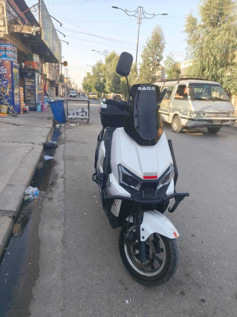 ماطور صاعقة شركة معروفة WN 
فول مواصفات 
مستخدم اقل من  شهر ونص
نظام abs
نظام R يرجع بك 
بطاريات كرافين مسطرة 6 
2 بصمة سويج 
الماطور شرط الفحص
***********
