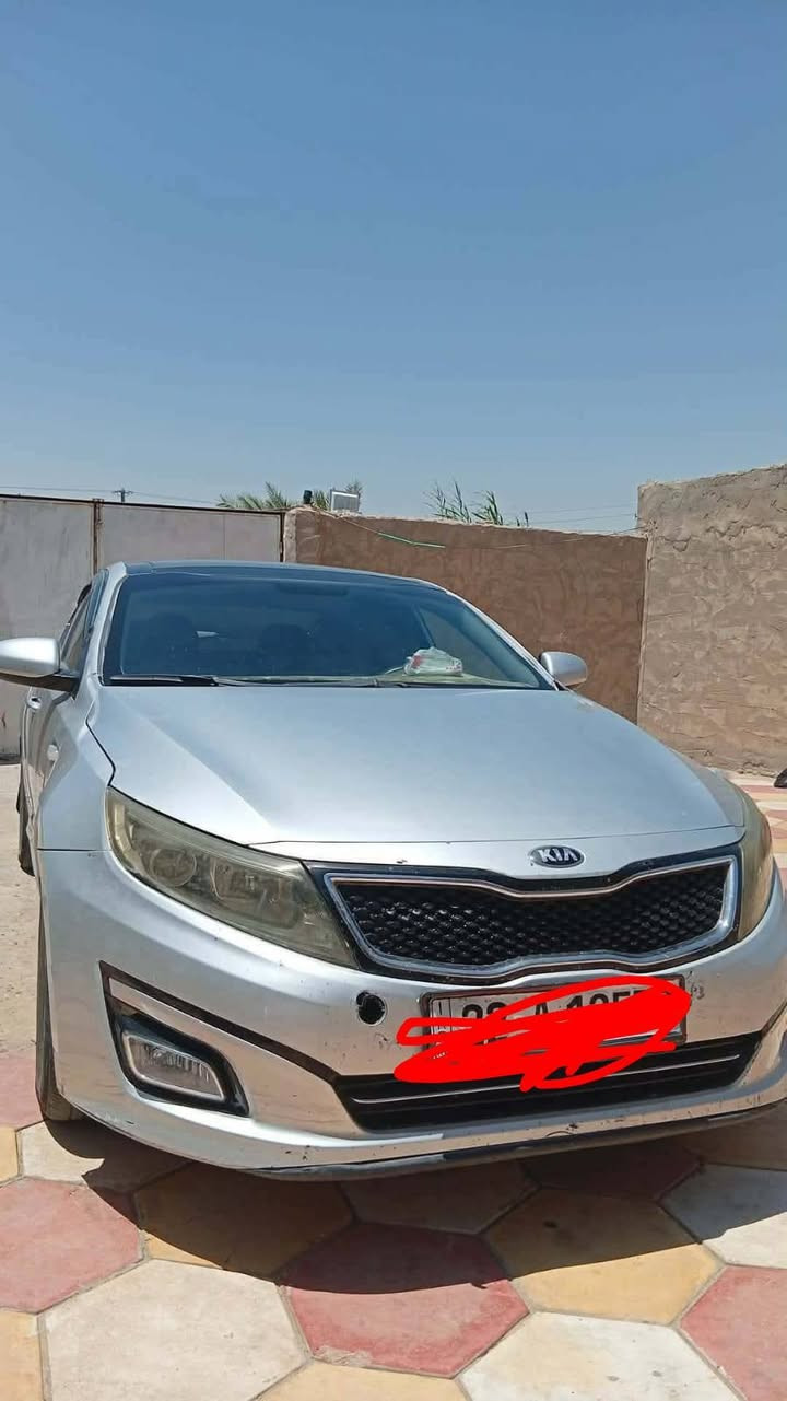 اوبتيما K5
2016
متومه طبق الأصل شرط الحاسبه 
گصه جنطه 
شاشه كبيرة 
كامره خلفية 
حساسات خلفيه اماميه 
ترايك للبصره 
كير مكينه حداديه فووووووول 
تخم تاير جديد قبل سبوع شديته 
غاز غاز 
مكاني النجف الأشرف 
السعر 53 قفل قفل 
***********
