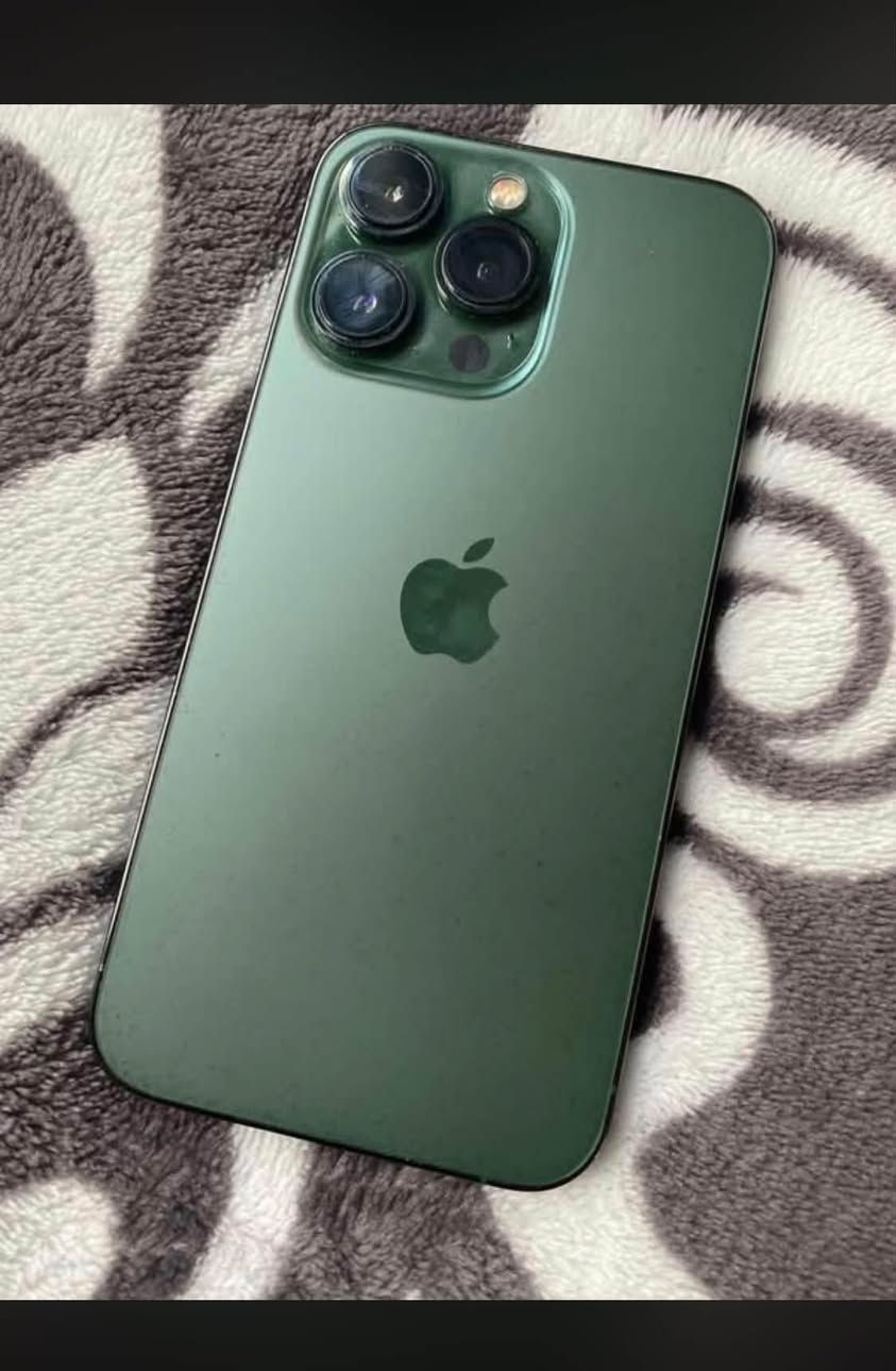 ايفون 13 برو ماكس شرق اوسط مبدل شاشه
بطاريه 79 
ذاكره 256
نظيف مثل ماموضح بصوره
مراوس ب13 برو ماكس وتر وانطي فرق يفضل نفس اللون
رقمي *********** متواجد واتساب
