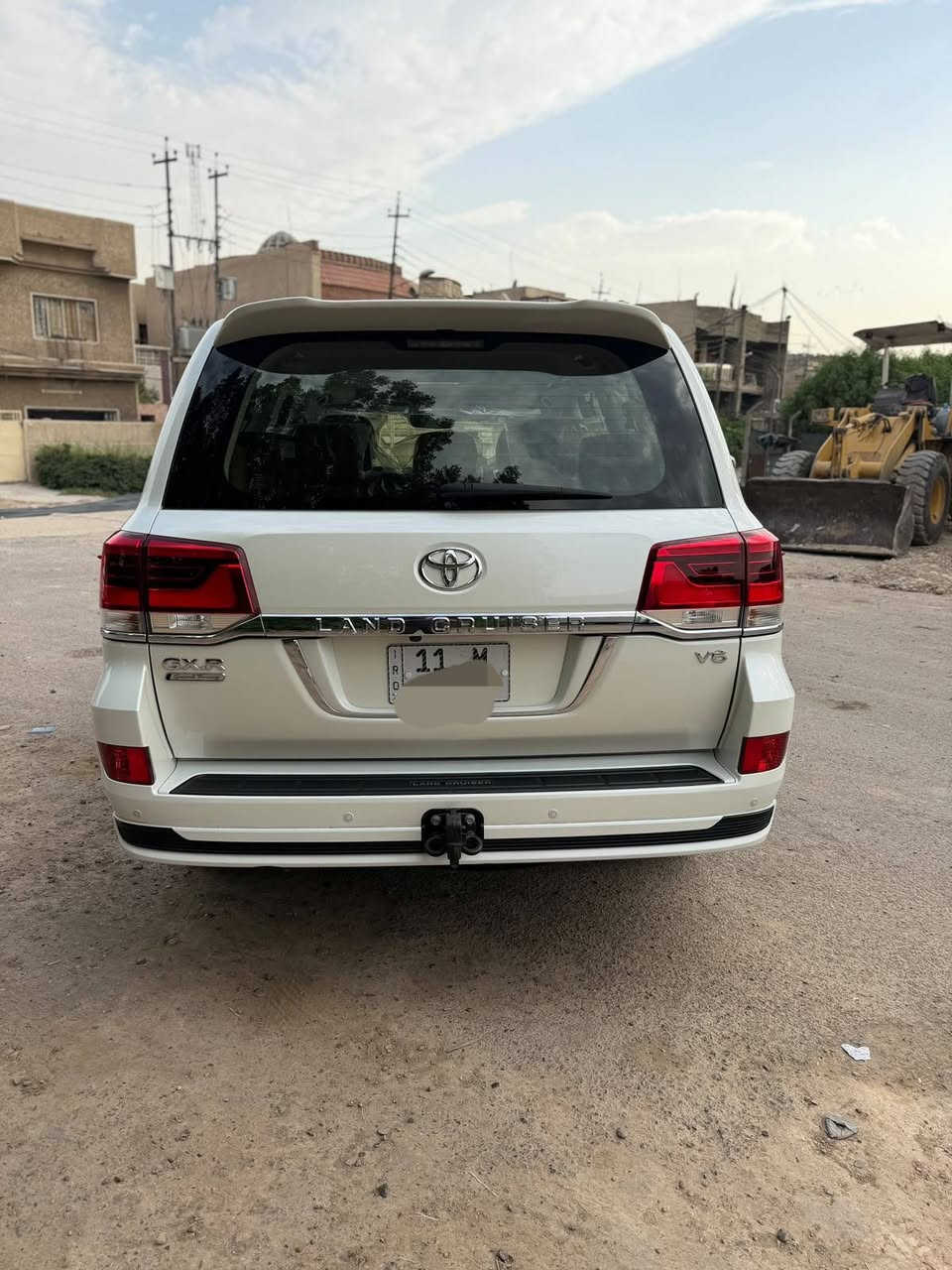 مونيكا • ٢٠٢١ • بحريني