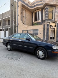 سيارة • للبيع • بدون تفاصيل