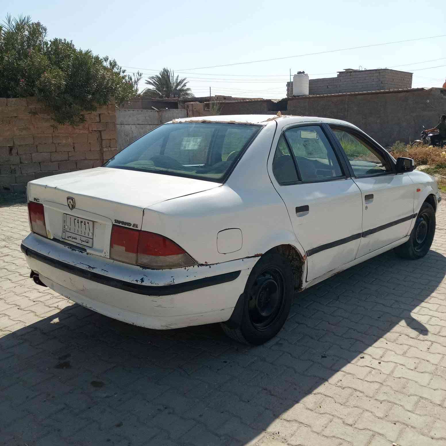 السلام عليكم سياره للبيع ول عده مرواس راوس  جهاز من كل شيء حتى تبريد شغال بس شد الوايرات تبريدها ثلج سياره خير من الله موديل 2010 السعر 24وبيه مجال مكاني المحمودية ***********
