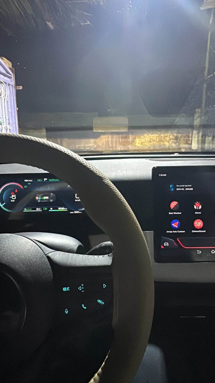 السلام عليكم 

                                                                             Byd. Seal06        
موديل 2025  

داخل ابيض 

بطاريه 80 كيلو 

الممشه  الكلي 35 

السعر 23 مليون 

بيه ملاحضه بسيطه بدعاميه الاماميه اثر حصو  
 ***********  واتساب.
