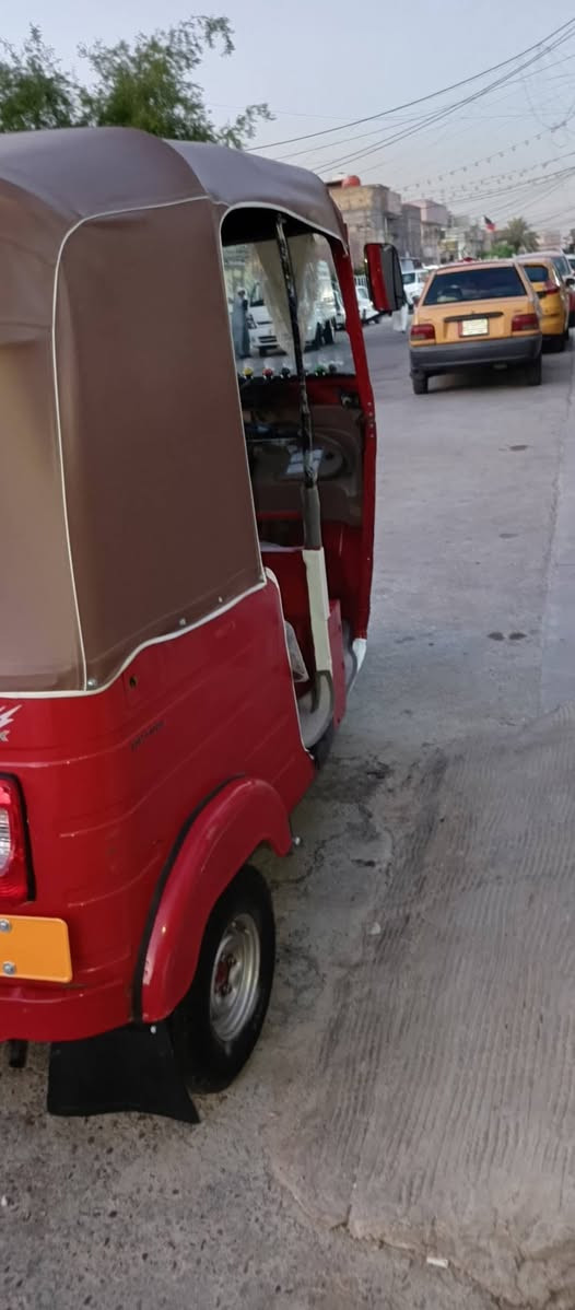تكتك اريد مراوس بكيه حمل راس براس بغداد الشعب***********
