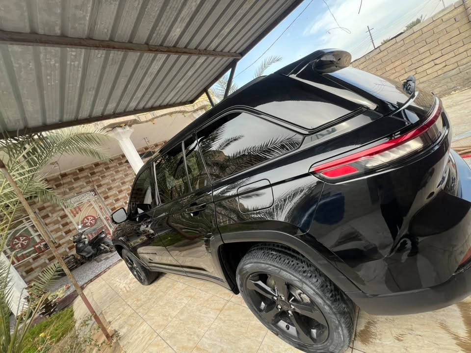 جيب لمتد ماكس فول موصفات
مديل ٢٠٢٣ 
ماشية ٤٥ ميل 
سيارة كفالة كير محرك ومن الدوانس هم 
فتحه 
رادارت 
حساسات 
مثبت سرعه 
اوتو بارك 
صندوق شفط كهرباء 
اشاير بالمري 
نعومة بالمشي 
تبريد قطعتين ثلج 
هند بريك كهربائي 
كامره ٣٥٠ دقة فول مع مانع تصادم 
كشنات ستيرن تدفئة 
السيارة ضربتها جاملغ وبنيد 
موضح السونار بيها 
البيبان لا صبغ ولا تبديل بس مجرد نفتحن البراغي الجهاز يقراهن تبديل 
رغم ذلك ابيع اربع قطع ونزل ع السوك 
السيارة تترقم اي محافظة عدا الشمال 
السعر : ٢١٠ وبي مجال بسيط حك الجية 
رقمي : ***********
