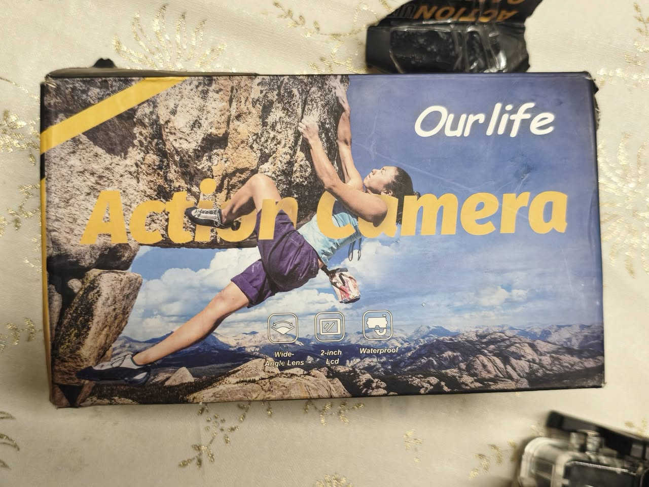📸 كاميرا أكشن OurLife HD 1080P للبيع
🎥 تصوير 1080P
🖥️ شاشة 2 إنچ
📷 عدسة واسعة
🎙️ تسجيل صوت
💧 كيس حماية مقاوم للماء
🔌 USB للشحن ونقل الملفات
✨ جديدة وما مستخدمة نهائيًا
💰 السعر: 15,000 دينار
⚠️ تحتاج فقط بطارية + رام
📱 للتواصل: [***********]
