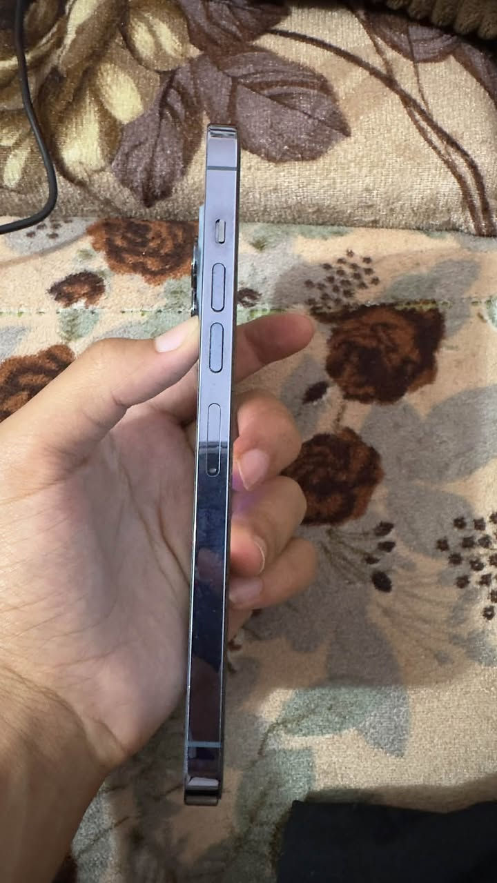 ايفون 13 برو ماكس • ٢٥٦ • بطاريه ٧٢٪