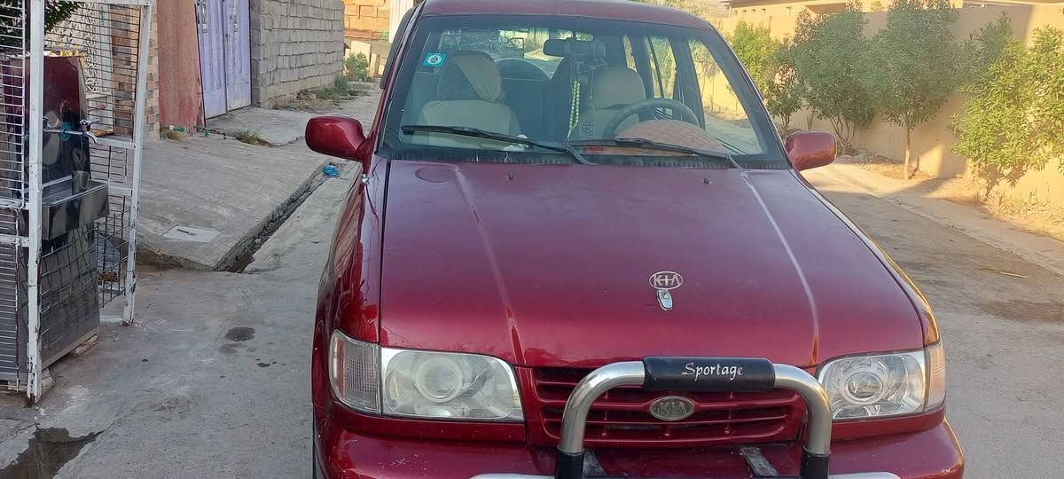 سلام عليكم سياره حلوه محرك وكير مكفول تبريد ويه السويج وقم جديد بسمي 1995
السعر 40 وبيها مجال
***********
