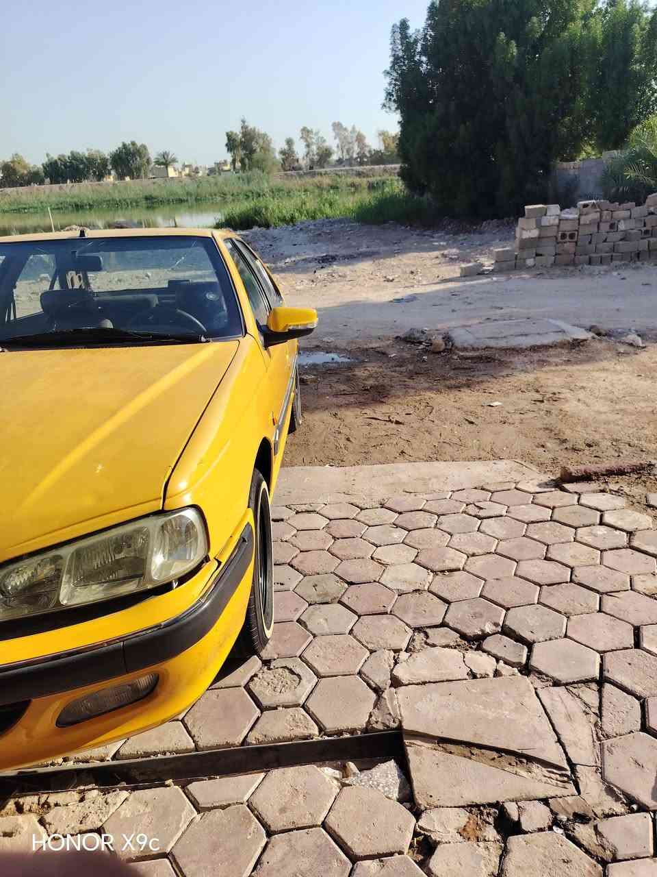 السلام عليكم  سياره بيجو بارص موديل 2015 تخم تاير جديد حداديه كير محرك مكفول لا تبخير و لا تنقيص السياره مكفوله تبرد ثلج مصفره هيئه و خرامات تحويل مباشر رقم السياره بغداد العنوان بغداد مدينه الرقم ***********
