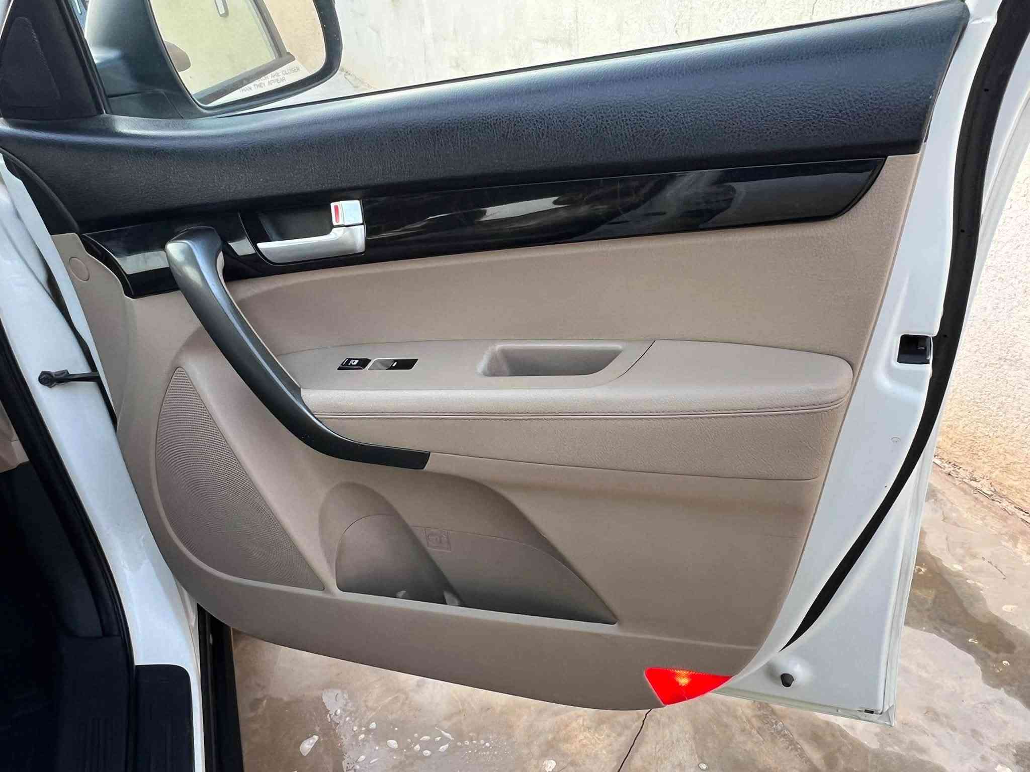 سلام عليكم سورنتو  2014. بغداد
مكفوله  محرك 24000دوش مامفتوح 
ثلاث قطع تبريد   7 راكب  مكان واسط العزيزيه 
ماشية 177             بسمي.  ***********
سعر 150$
