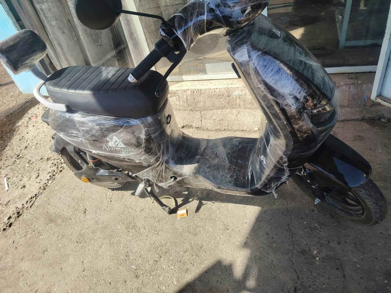 ماطور حشن للبيع ويرهم مراوس ماطور بانزين فقط 

الماطور نضيف حيل مو شويه 

مبدل العقل والمللف ماليو اصلي 

مكفول من كلشي 

العنوان الموصل ايمن 
السعر 400الف وبي مجال قليل 
التواصل ***********واتساب
