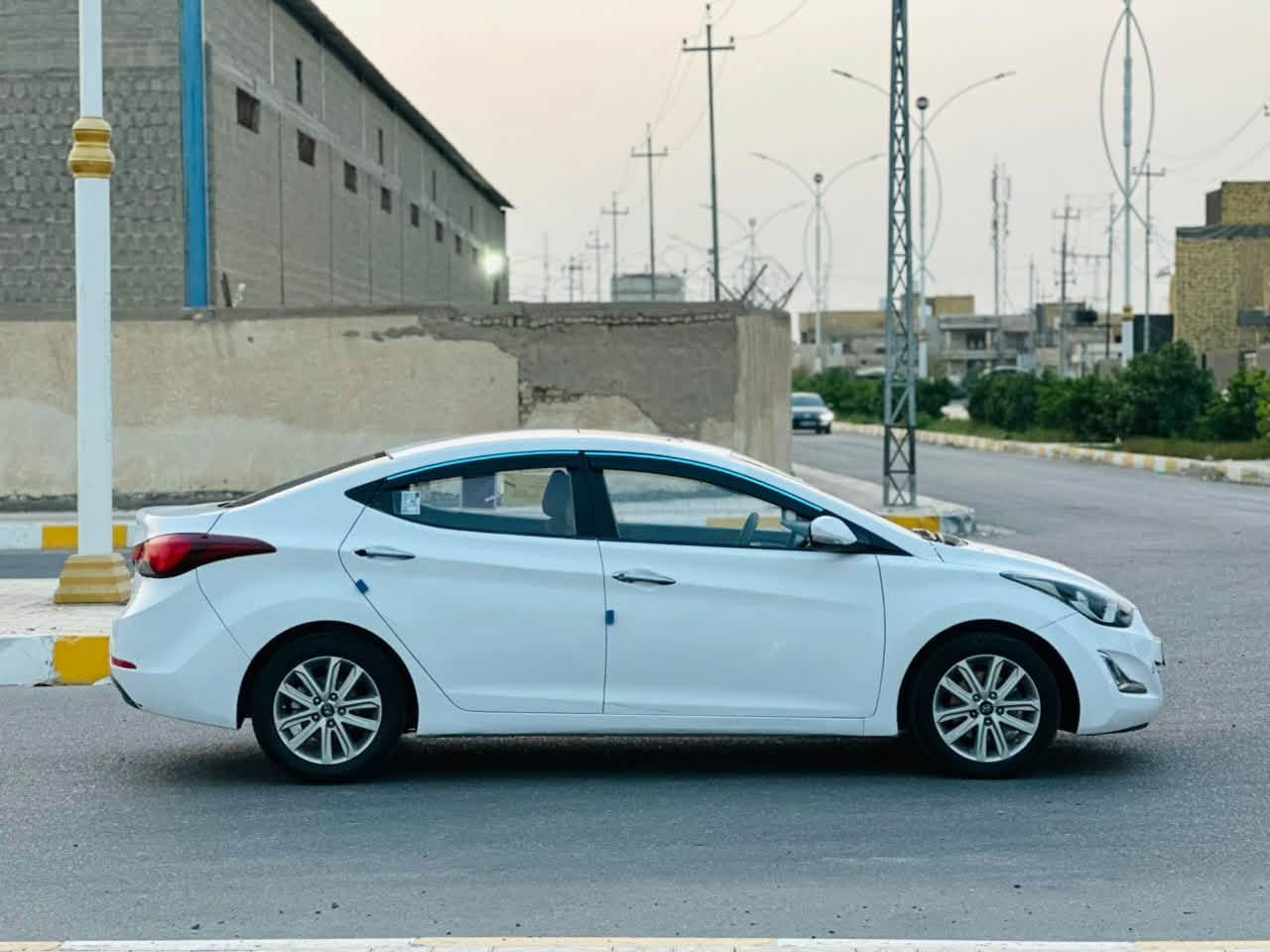 النترا ٢٠١٥ • خليجي • فتحة سقف