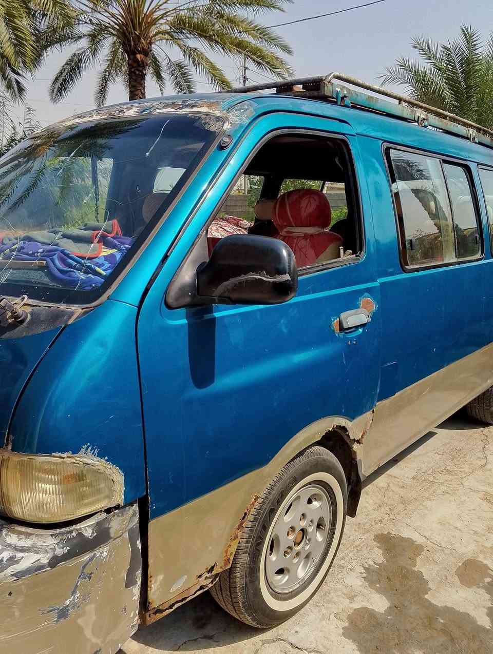 بيجو • موديل ٢٠٠١ • للبيع