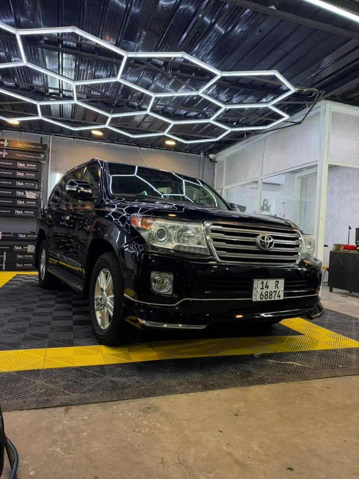 السلام عليكم لاندكروز للبيع او المراوس
مديل 2015
VXR
فول 1/1
رقم بصرة بأسمي 
ماشية 155
مكفولة ضربة وصبغ وبارد

‭***********‬
