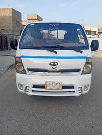 كيا حمل • ٢٠١٣ • رقم ديالى