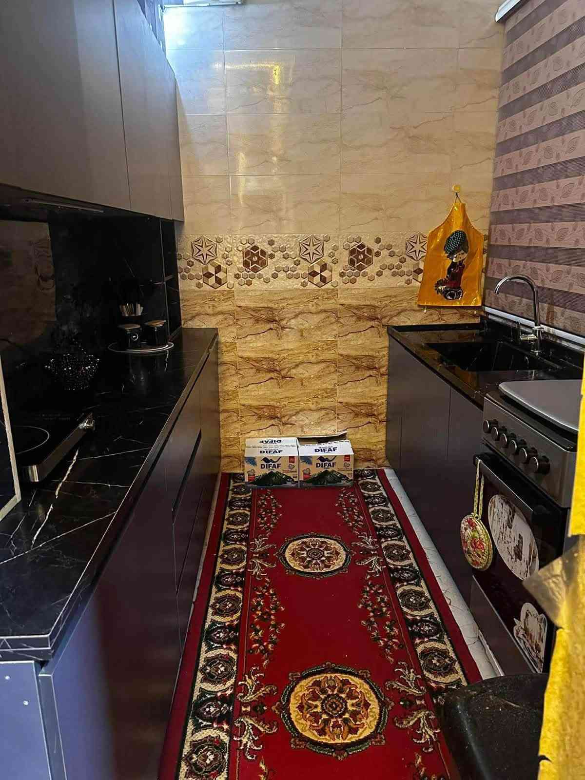 🏠 للبيع منزل  بسعرررررر جدا مناسب في حي السماح
📍 الموقع: حي السماح – قرب أسواق آدم
📜 سند طابو الزهور
📐 المساحة: 100 متر
📏 الواجهة: 5 متر
🏢 طابق ونص

🔹 الطابق الأرضي:
غرفة نوم + هول + استقبال + مطبخ + صحيات

🔹 الطابق الثاني:
غرفتي نوم

🛋️ البيت يُباع مع أثاث بسيط

📞 للمزيد من المعلومات الاتصال على الأرقام
***********
***********
 أو مراجعة مكتب عين الفهد 
📍 حي السماح – سايدين المشاعل– قرب جامع طه

فرصة سكنية مميزة بموقع جيد وسند أصولي.
