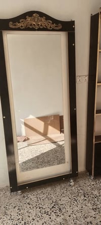 فاترينة • مرايا • نظيفات
