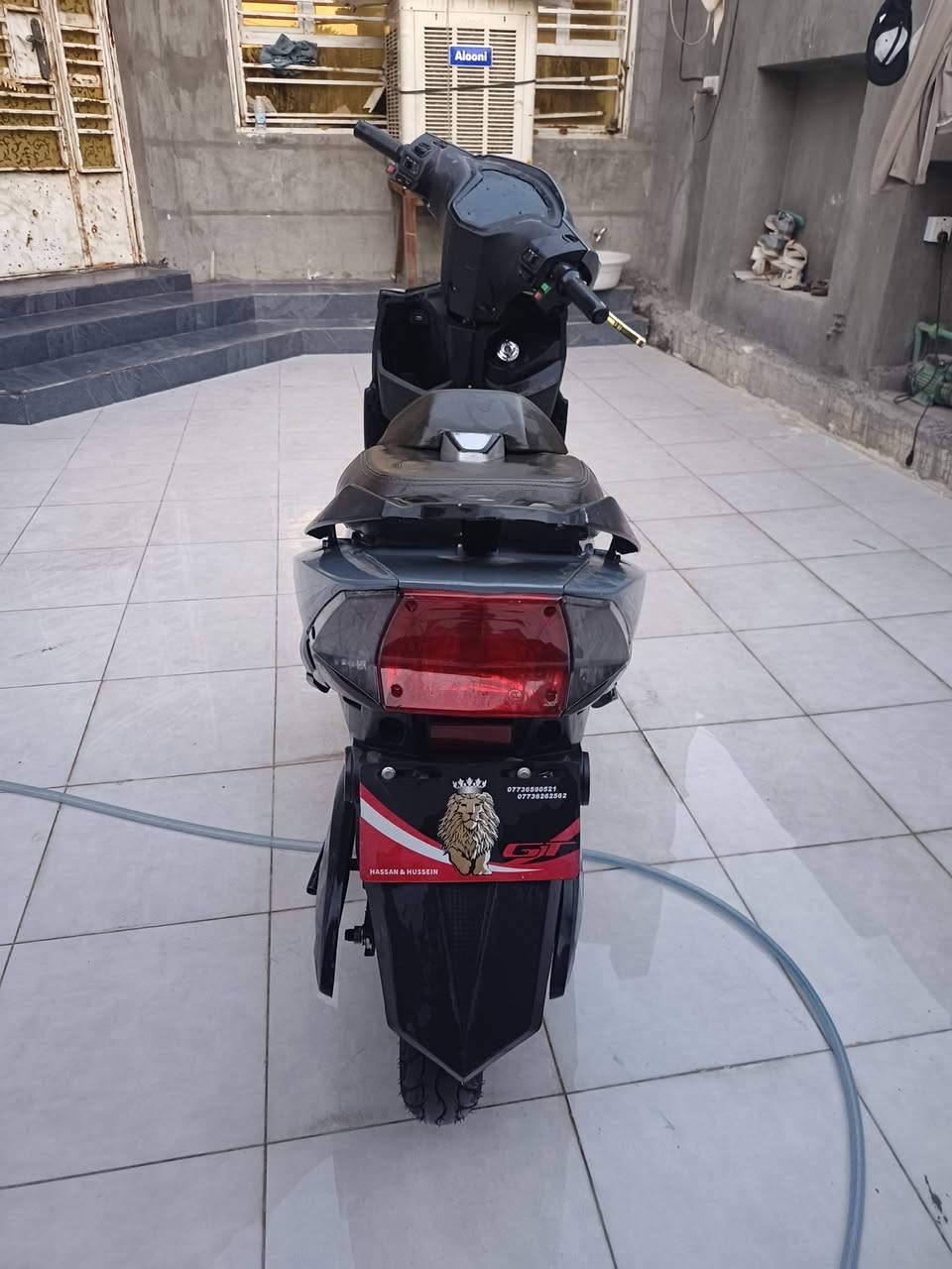 السلام عليكم
دراجه سكنس ثعلب للبيع مكان بغداد المحموديه 

⚡السرعه 75 km

 ✈️ملف 2000 

🚨 بطاريات العدد 6 

⚓  شاحنه وياهة 

💵 السعر 500 الف مجال قليل 

ضرر كلش قليل فقط گشر الدراجه وجملغ موضح بال فيديو 

للطلب والستفسار هذا الرقم واتساب ***********
