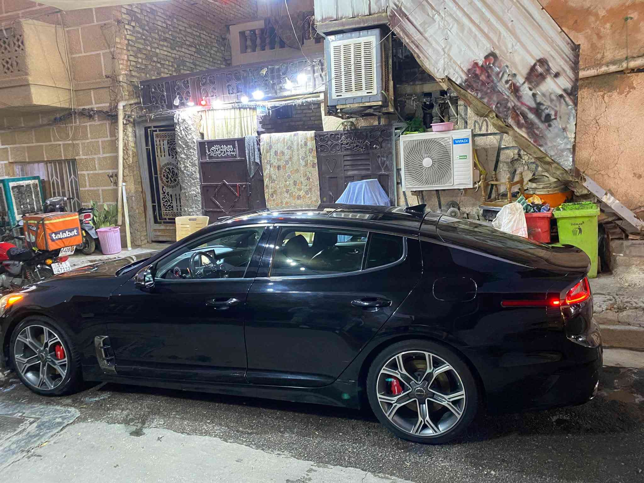 السلام عليكم

للبيع كيا ستنكر GT2 موديل 2020✅
السعر126بيه مجال وماكو هيج سعر 🔥
رقم بغداد مشروع وطني ✅
وسياره جديده بمعنى الكلمه ✅
عليه نانو سيراميك 🖤
محرك 3.3 V6 توين تيربو ✅
سماعات هارمن ✅
كير أوتوماتيك 8 سرعات✅

فول مواصفات GT2🔥

من أهم المواصفات:✔️

* تبريد وتدفئة للمقاعد الأمامية.

* مقاعد جلد كهربائية مع حفظ وضعيات السائق.

* تدفئة للمقاعد الخلفية.

* تدفئة للمقود.

* فتحة سقف.

* شاشة كبيرة مع Apple CarPlay و Android Auto.

* نظام صوتي Harman Kardon.

* كاميرا 360°.

* حساسات أمامية وخلفية.

* رادار أمامي.

* مثبت سرعة ذكي (Adaptive Cruise Control).

* المحافظة على المسار.

* مراقبة النقطة العمياء.

* تحذير الاصطدام مع فرملة طوارئ.

* تشغيل بصمة ودخول ذكي.

* إنارة LED كاملة.

* شاحن لاسلكي للجوال.

* هيد أب ديسبلاي (HUD
سياره حادثه بنيد وجاملغ مرفق بل صوره 
للستفسار ***********
